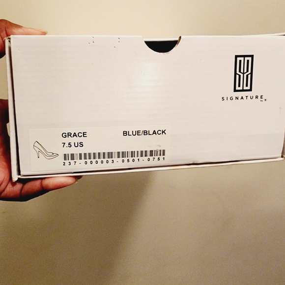 Shoes - Picture 8 of 8